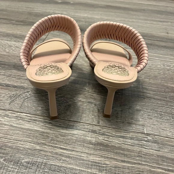 Vince Camuto Emoelee Sandal, Dark Bluff Leather, Womens Size 7.5 - Picture 3 of 3